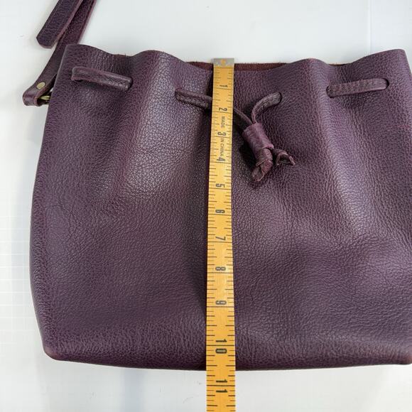 Portland Leather Goods Bucket Bag Purse Crossbody Plum Wine Color Drawstring - Picture 15 of 16
